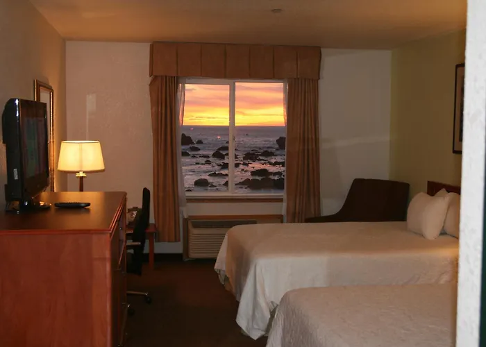 Oceanfront Lodge
